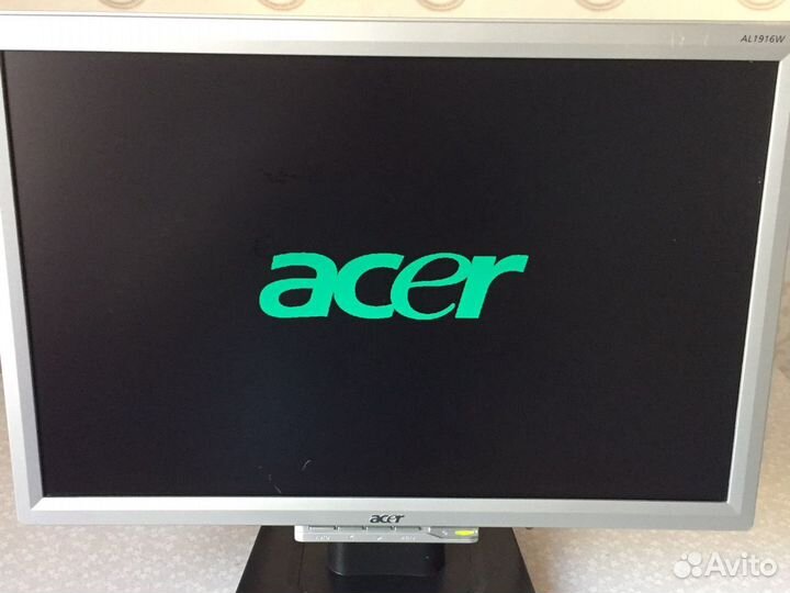 Монитор Acer 19