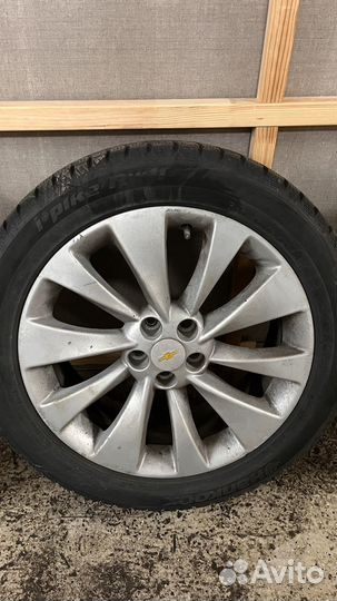 R18 Hankook I'Pike RW11 215/55, PCD 5x105 DIA 56.6