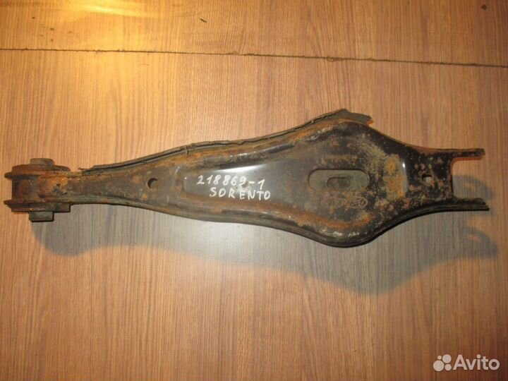 Рычаг задний нижний левый (под пружину)