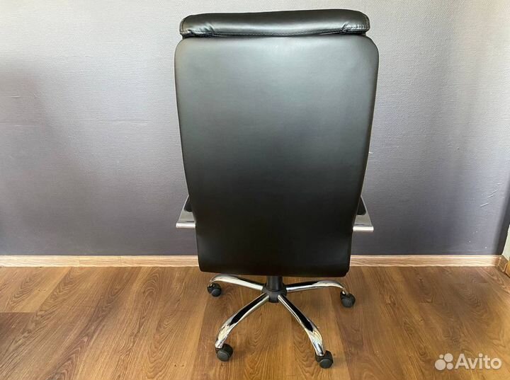 Компьютерное кресло. Доставка