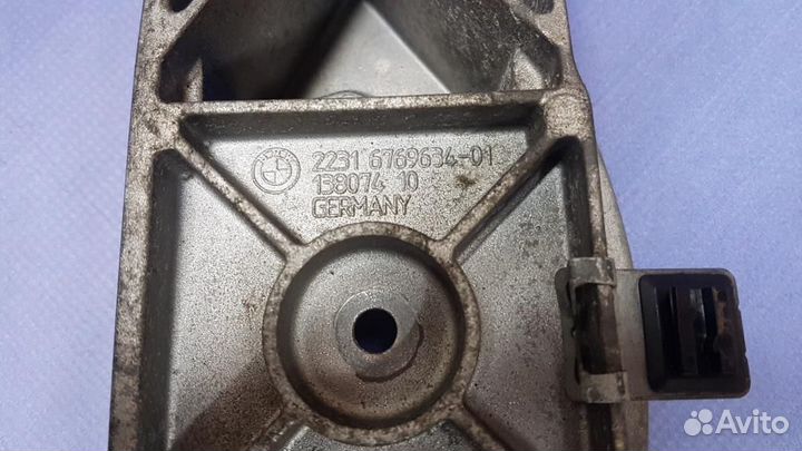 Кронштейн кпп BMW 5-серия E60/E61