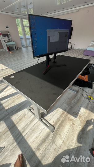 Умный компьютерный стол Tabula