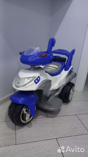 Детский электромобиль