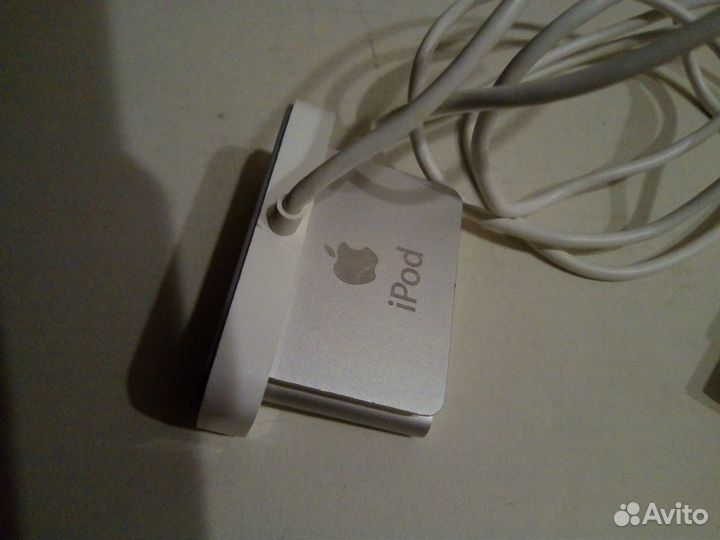 Mp3 плеер iPod shuffle 1 Gb (требуется замена акб)