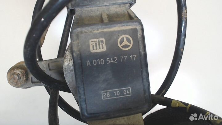 Датчик подвески Mercedes E W211, 2005