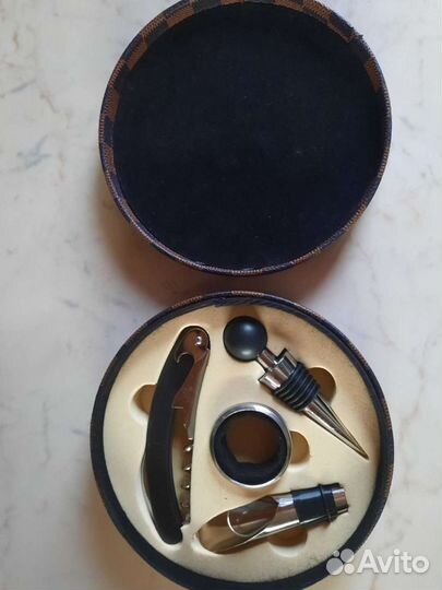 Набор аксессуаров для вина 4 предмета