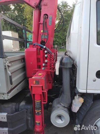 Isuzu NQR75 с КМУ, 2010