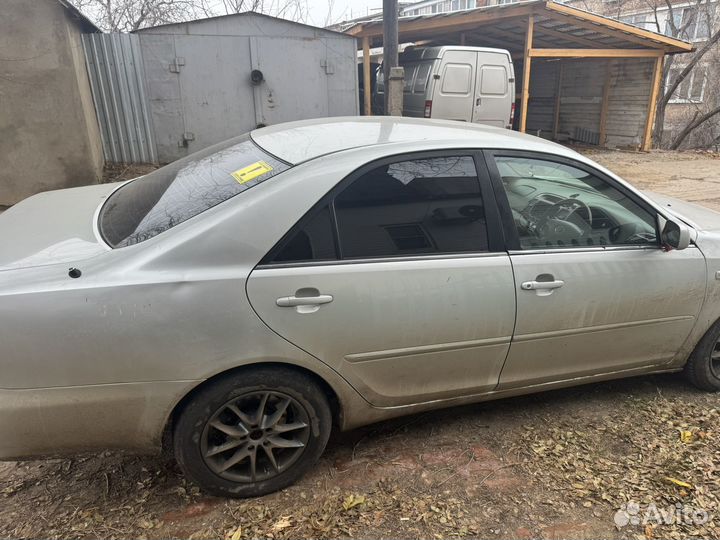 Toyota Camry 2.0 AT, 2002, 279 000 км