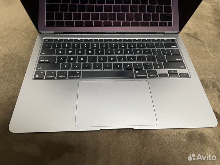 Macbook Air 13 2020 M1