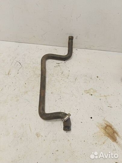 Патрубок системы охлаждения