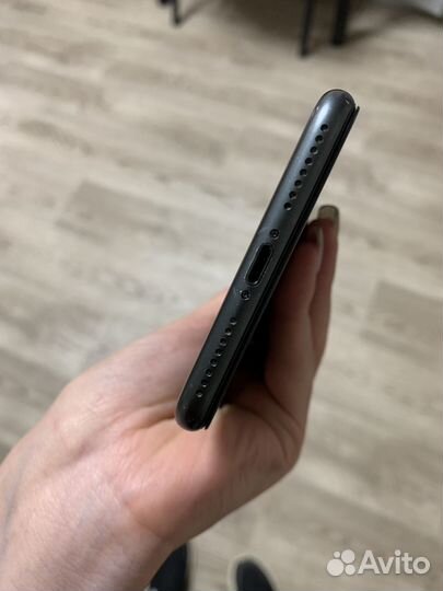 iPhone 8 Plus, 64 ГБ