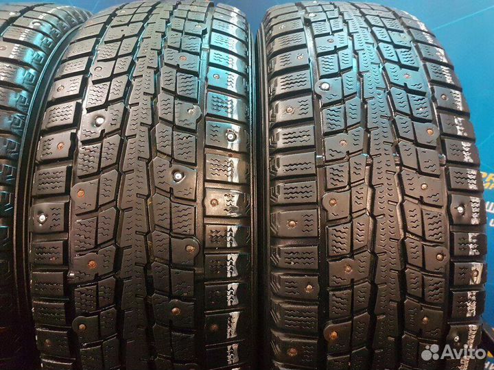 Dunlop SP Winter Ice 01 205/60 R16