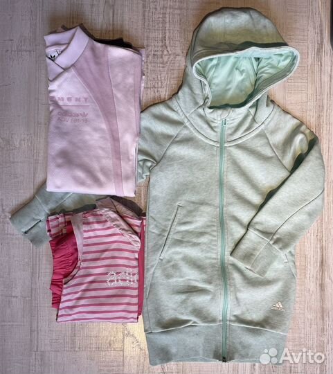 Adidas для девочки (размер 104-110)
