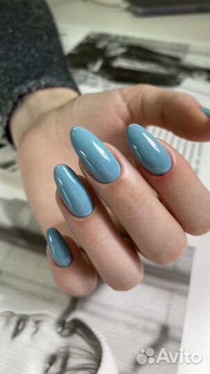 Модель на маникюр