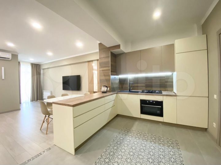 2-к. квартира, 57 м², 2/5 эт.