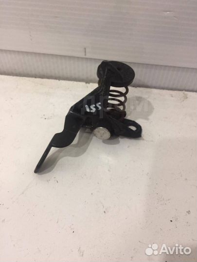 Замок капота центральный на Infiniti Fx/Qx70 S51