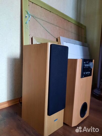 Музыкальный центр