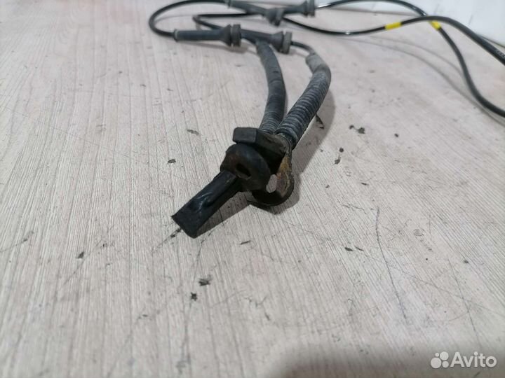 Датчик ABS передний Ford Fiesta mk5