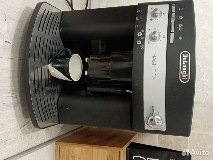 Кофемашина delonghi ecam 3000 B