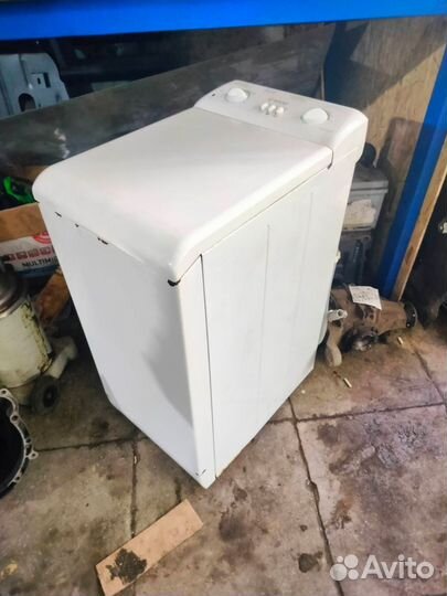 Стиральная машина с вертикальной загрузкой