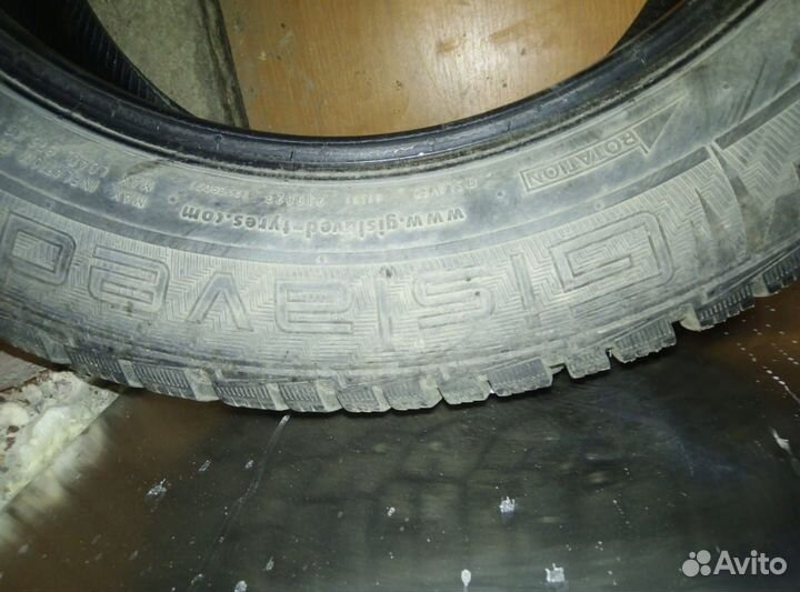 Gislaved Nord Frost 200 235/55 R17 102T