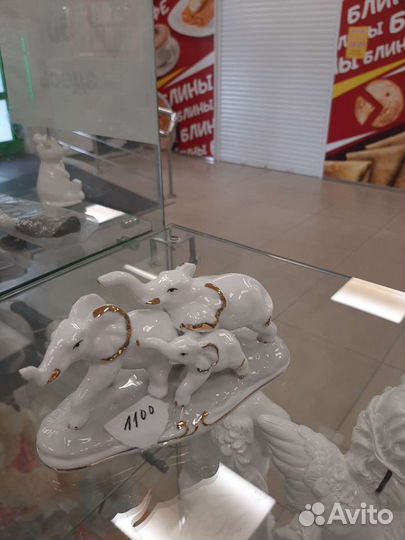 Статуэтка слоны семья