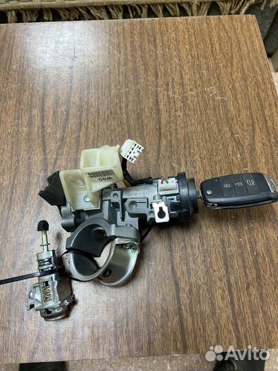 Замок зажигания Kia Cerato 3 YD 13-20г