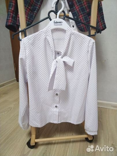 Новая школьная рубашка на1 класс