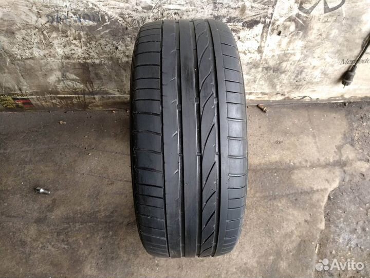 Bridgestone Potenza RE050A 235/45 R18 94W