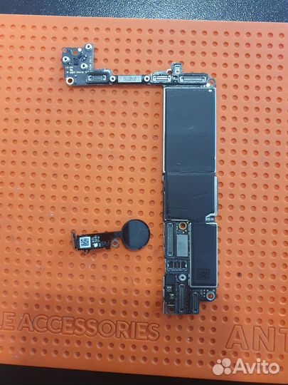 iPhone 7, 256 ГБ