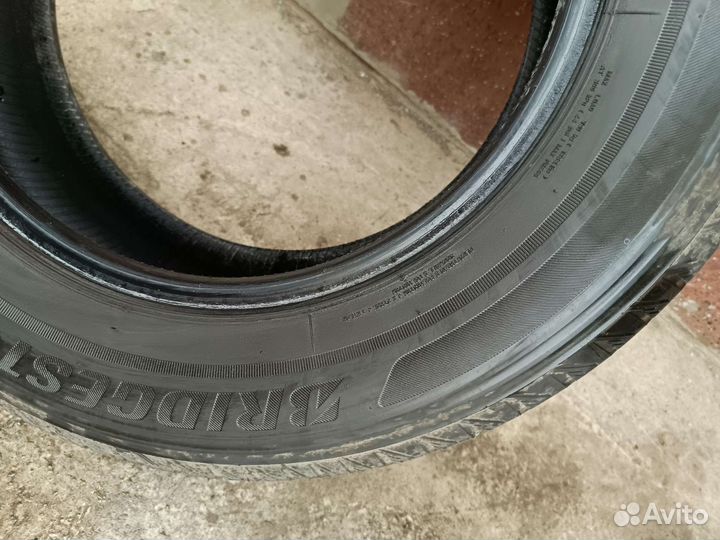 Bridgestone Ecopia EP850 215/65 R16