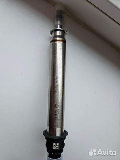 Топливная форсунка А2560705600