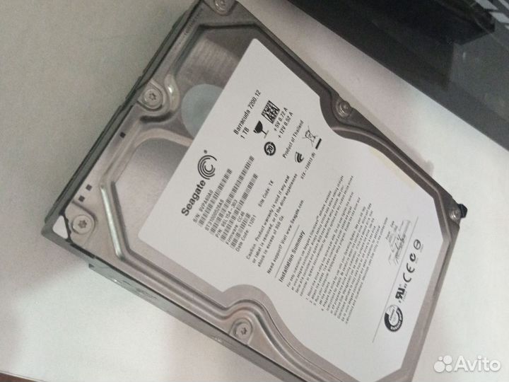 Жесткий диск 1 тб 3.5. Seagate Barracuda