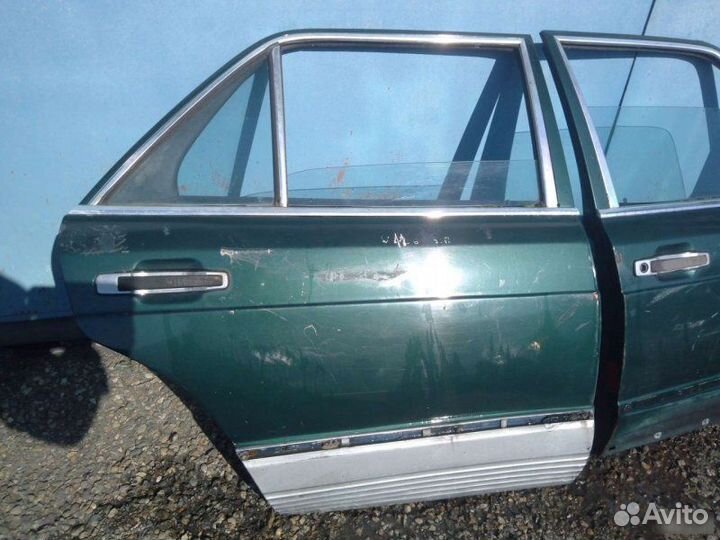 Дверь задняя правая Mercedes-Benz S-Class W126