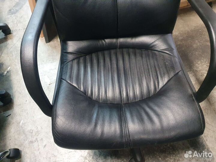 Компьютерное кресло Натуральная кожа