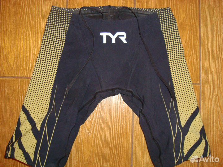 Стартовые Гидрошорты TYR Ap12 Compressi