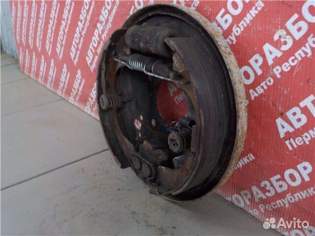 Тормозной механизм задний левый Toyota Corolla