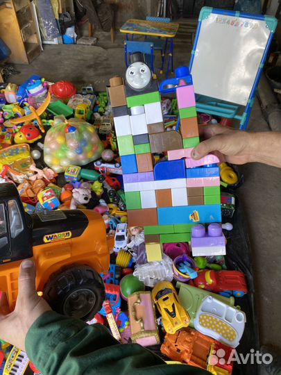 Продам детские игрушки