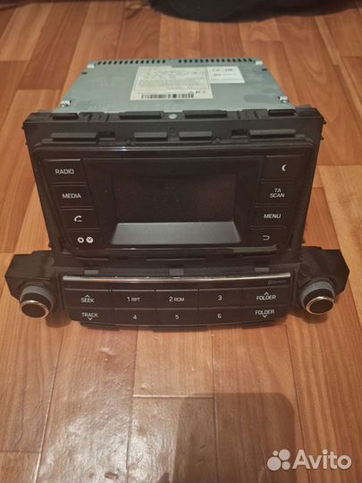 Магнитола оригинальная с hyundai tucson с рамкой