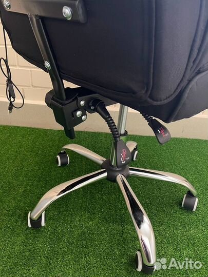 Компьютерное кресло