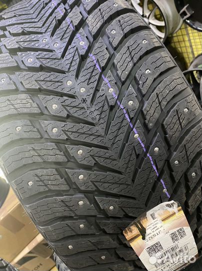 Nokian Tyres Hakkapeliitta 10p SUV 275/50 R21 113T
