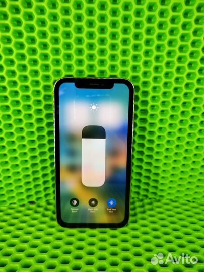 iPhone xr в корпусе 15 pro 128gb Gold