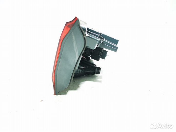 Фонарь крышки багажника правый BMW 3