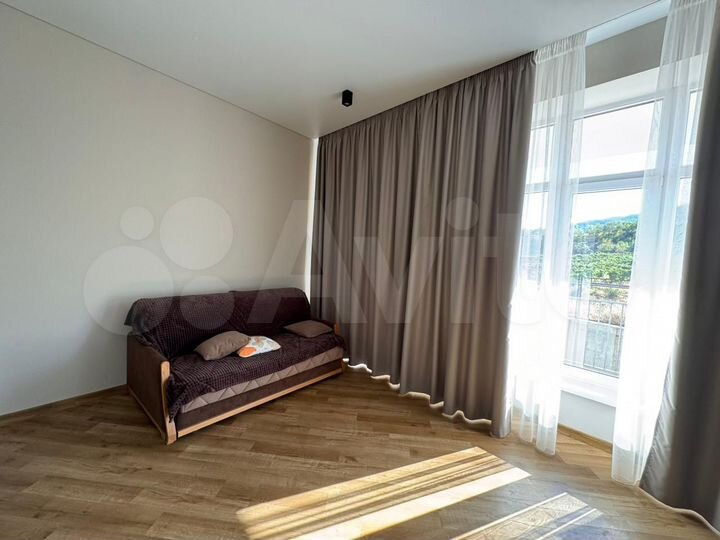 2-к. квартира, 60 м², 2/12 эт.