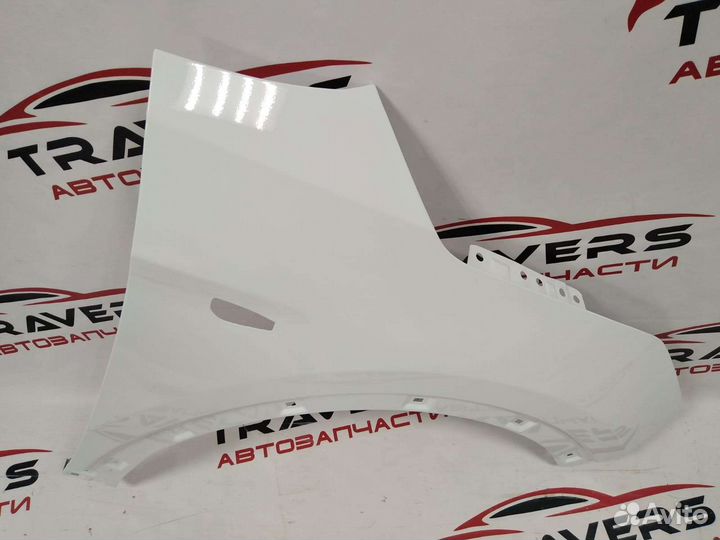 Крыло в цвет Hyundai Creta