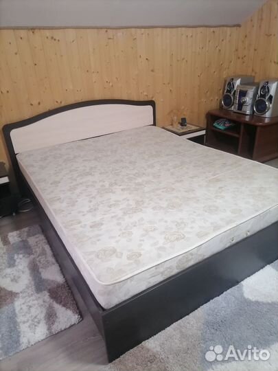 Спальный гарнитур бу