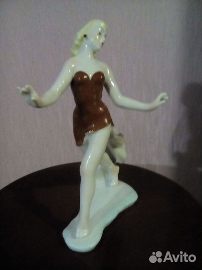 Статуэтка фарфор. Германия