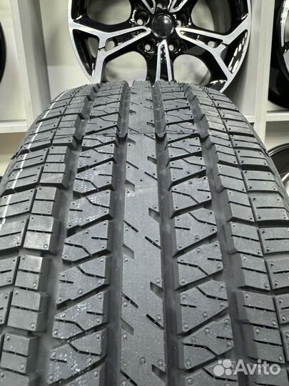 Triangle TR257 235/60 R18 103V