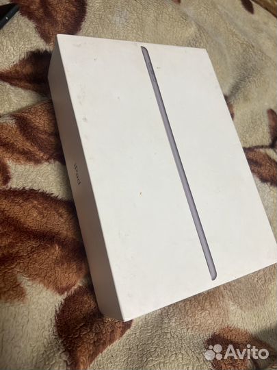 iPad 7 32gb, не включается, сломан