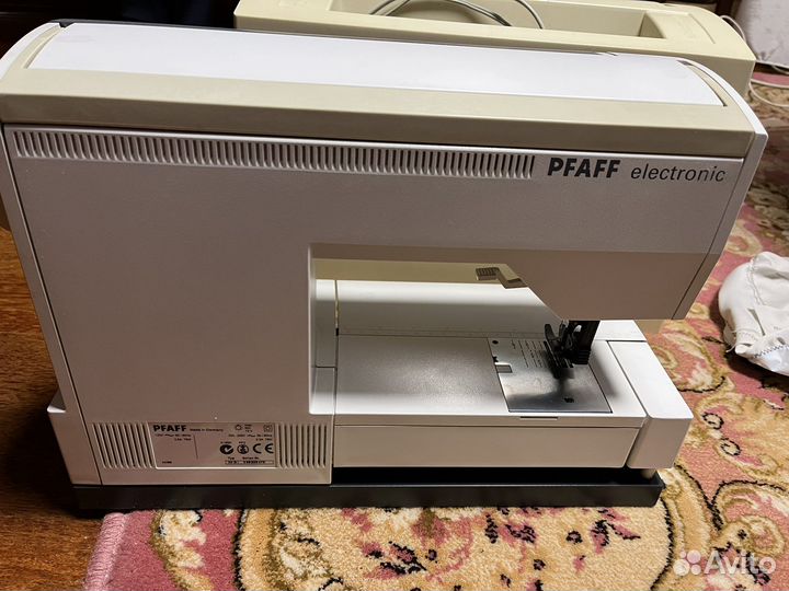 Швейная машинка pfaff tiptronic 2030